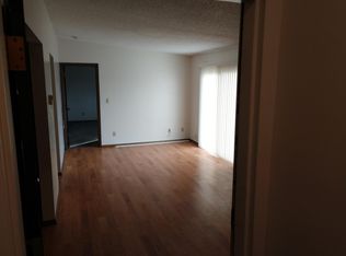 701 W Maple Ave APT 11, Norfolk, NE 68701