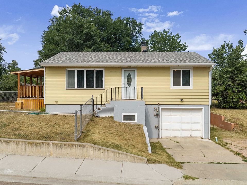 1st image of 3602 Hall St