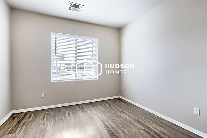 931 S 241st Ave — Photo 17