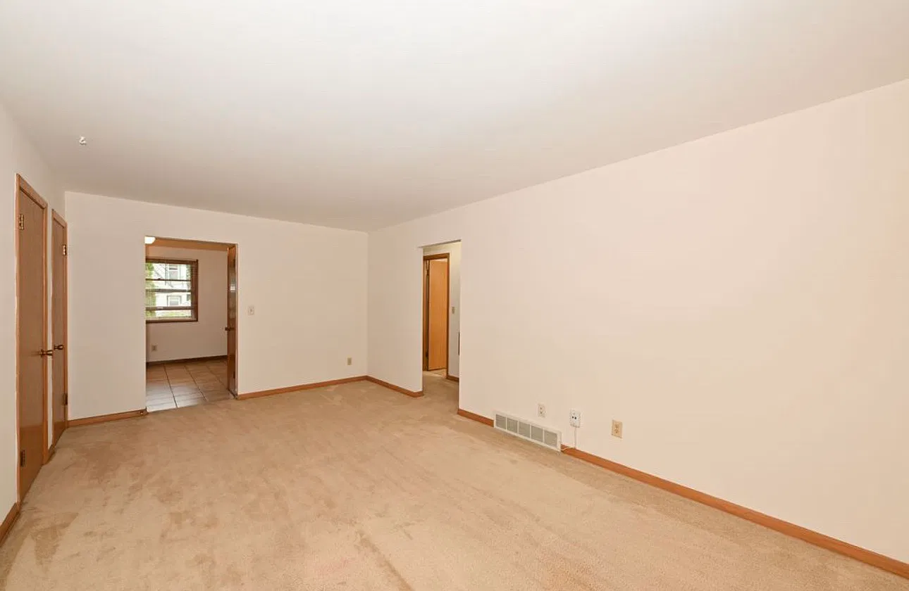 2 bed, 865 sqft, $1,150 — Photo 3