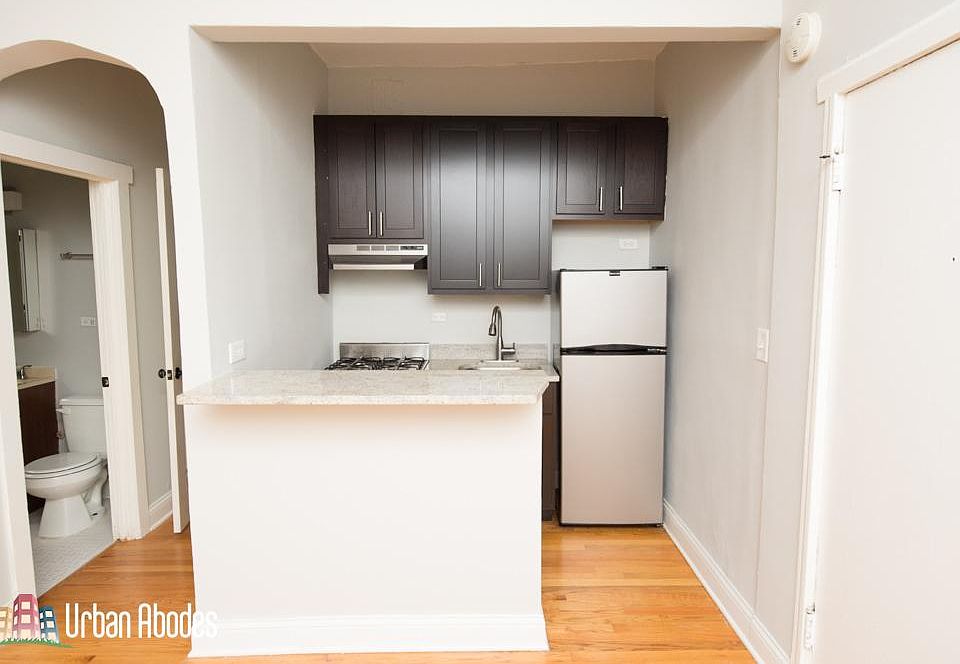 1st image of 4614 N Paulina Avenue Ua Ua #Ua1
