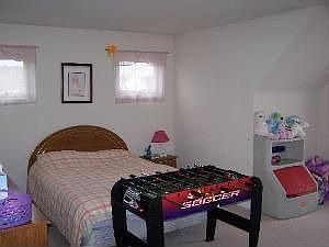 5th image of 448 Bennett Dr