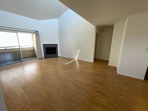 3rd image of 1444 S Saltair Ave APT 302