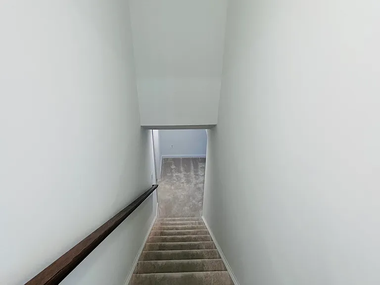 151 Capulet Ct — Photo 15