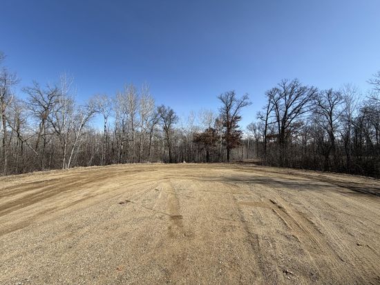 39160 Rocky Ct, Sauk Centre, MN 56378