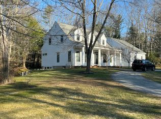 14 Stonegate Rd, Cape Elizabeth, ME 04107