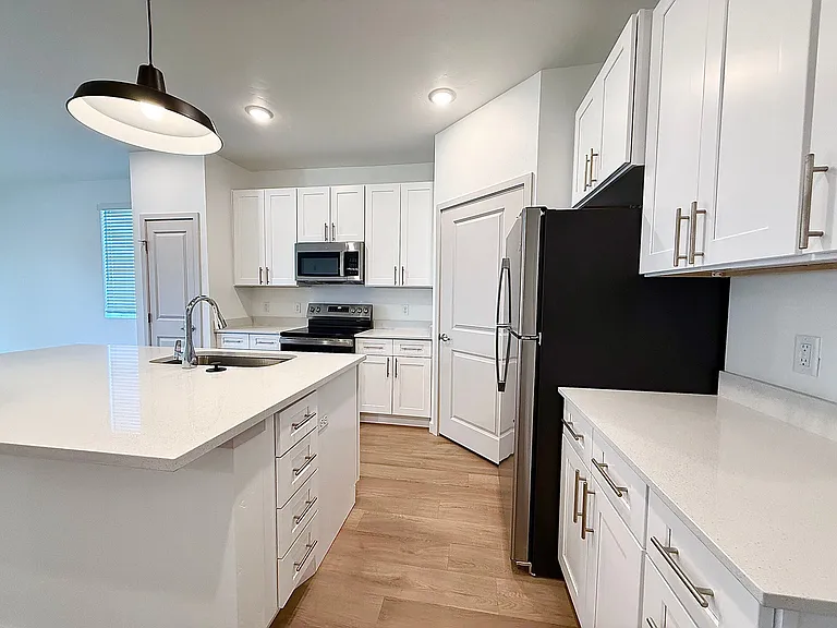The Station Apartments at Gateway — Photo 57