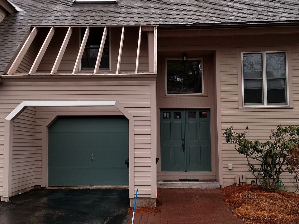 1st image of 26 Green Heron Ln