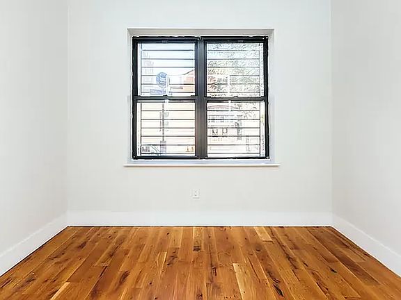 3rd image of 187 Wilson Ave #1S