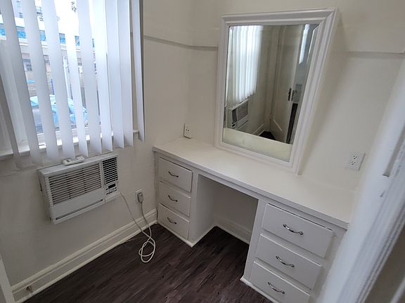 5th image of 1525 Cassil Pl APT 101