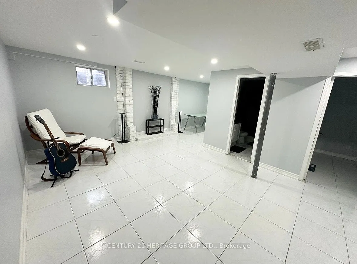 2 bed, $1,700 — Photo 3