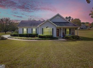 670 Laney Rd, Locust Grove, GA 30248