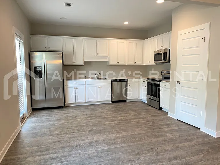 11317 Crimson Ridge Rd — Photo 8