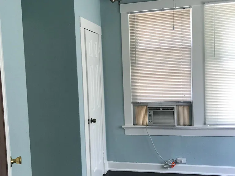 1030 W Russell Pl #1 — Photo 16