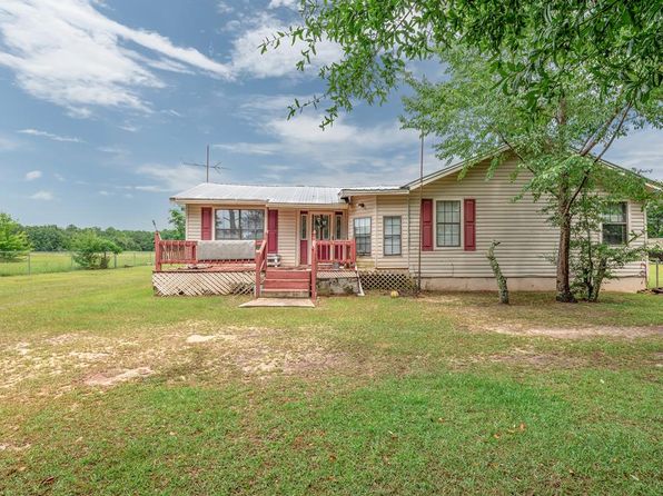 313 Gosha Rd, Gordon, AL 36343