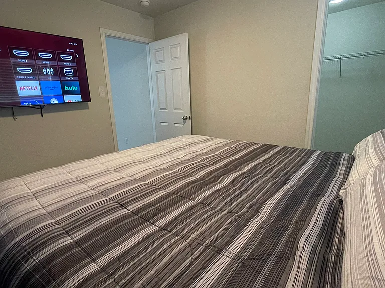 3738 Gallery Wls — Photo 109