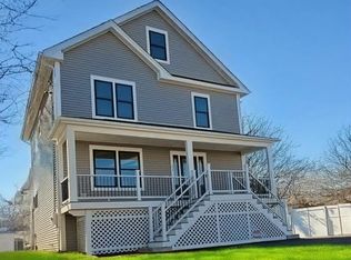 31 Niagara St, Fall River, MA 02721