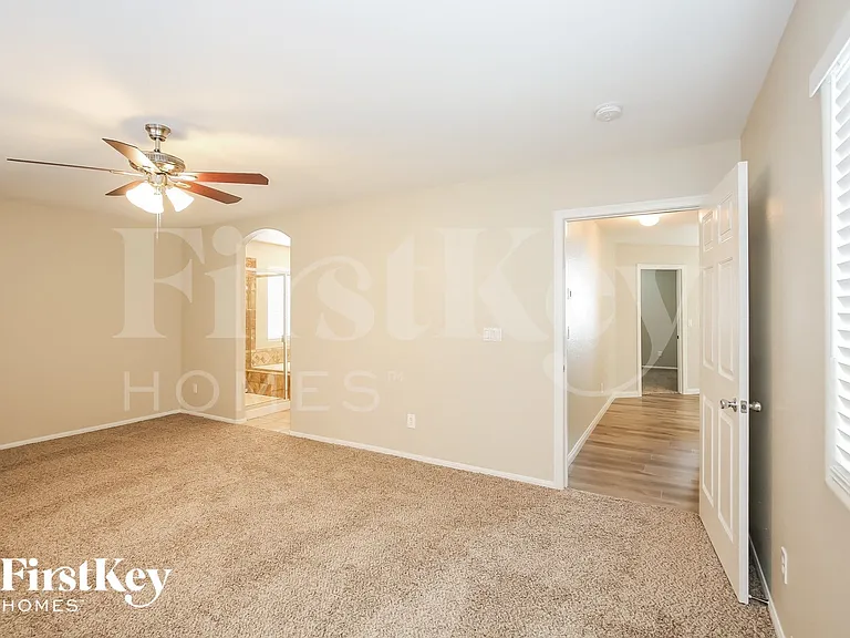 6068 Puesta Del Sol St — Photo 8