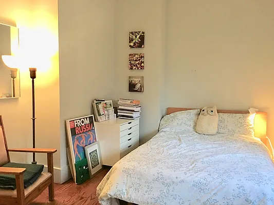 Rented by City Vista Inc | media 35