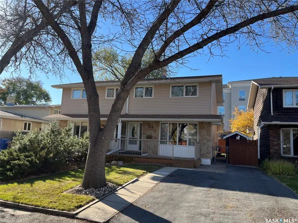 72 SPENCE Street, Regina, SK S4S 4H4