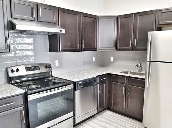 510 Hamilton