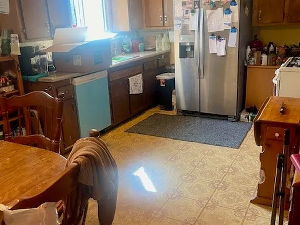 829 Normandy Pl, Santa Ana, CA 92701