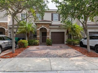 8913 SW 225th St, Cutler Bay, FL 33190