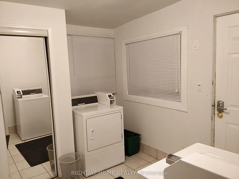 715 Ossington Ave #1 — Photo 11