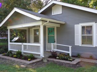 718 Walnut St, Lawrence, KS 66044