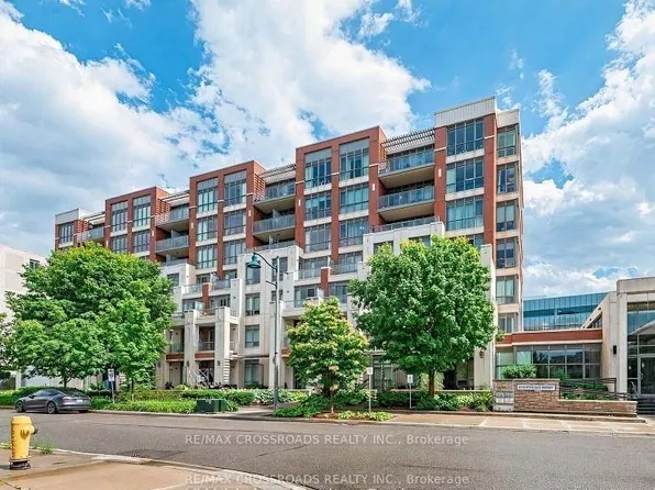 21 Upper Duke Cres #505, Markham, ON L6G 0B7