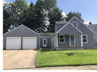 204 E Wilson St, Struthers, OH 44471