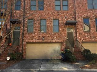 3386 Chestnut Woods Cir, Atlanta, GA 30340