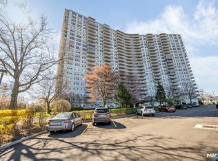 2000 Linwood Ave APT 5B, Fort Lee, NJ