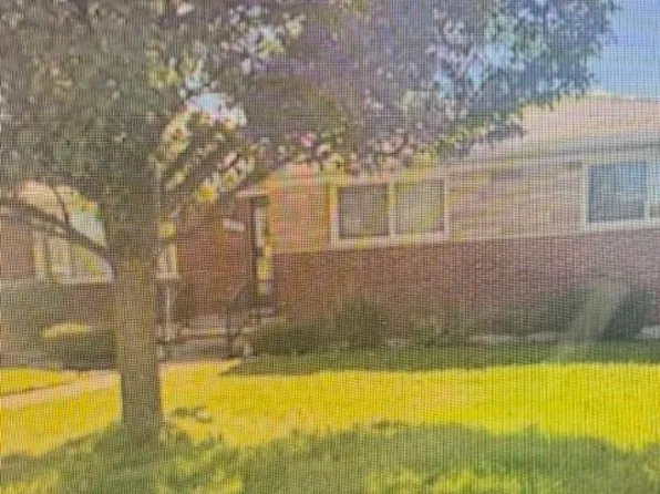 18691 Goddard Rd, Southgate, MI 48195