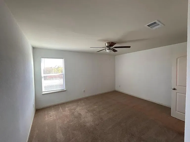 172 Allington Cir — Photo 20