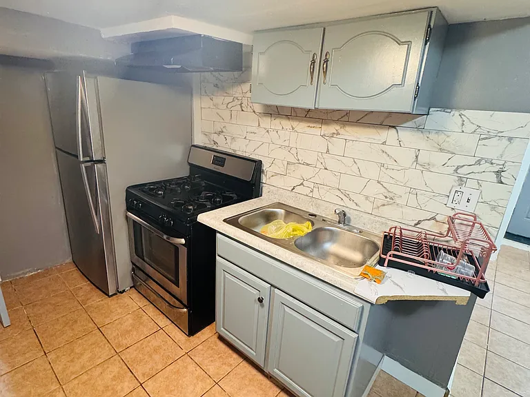 330 S Lake St #2 — Photo 9