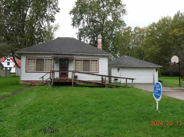 123 Petoskey St, Harsens Island, MI 48028