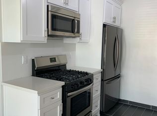 1710 Camino Palmero St #30, Los Angeles, CA 90046