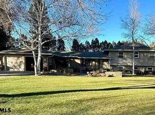 6 Crestwood Dr, Kimball, NE 69145