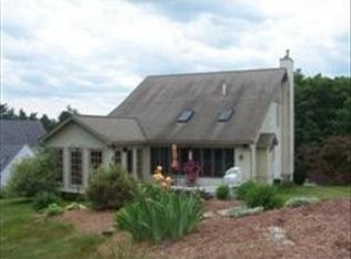 89 Elene St, Lowell, MA 01854