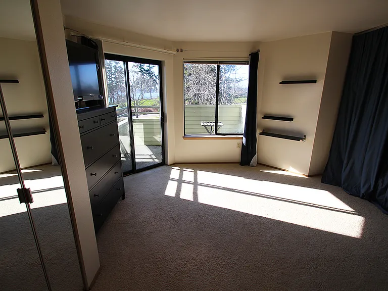15 4th Ave #1 — Photo 9