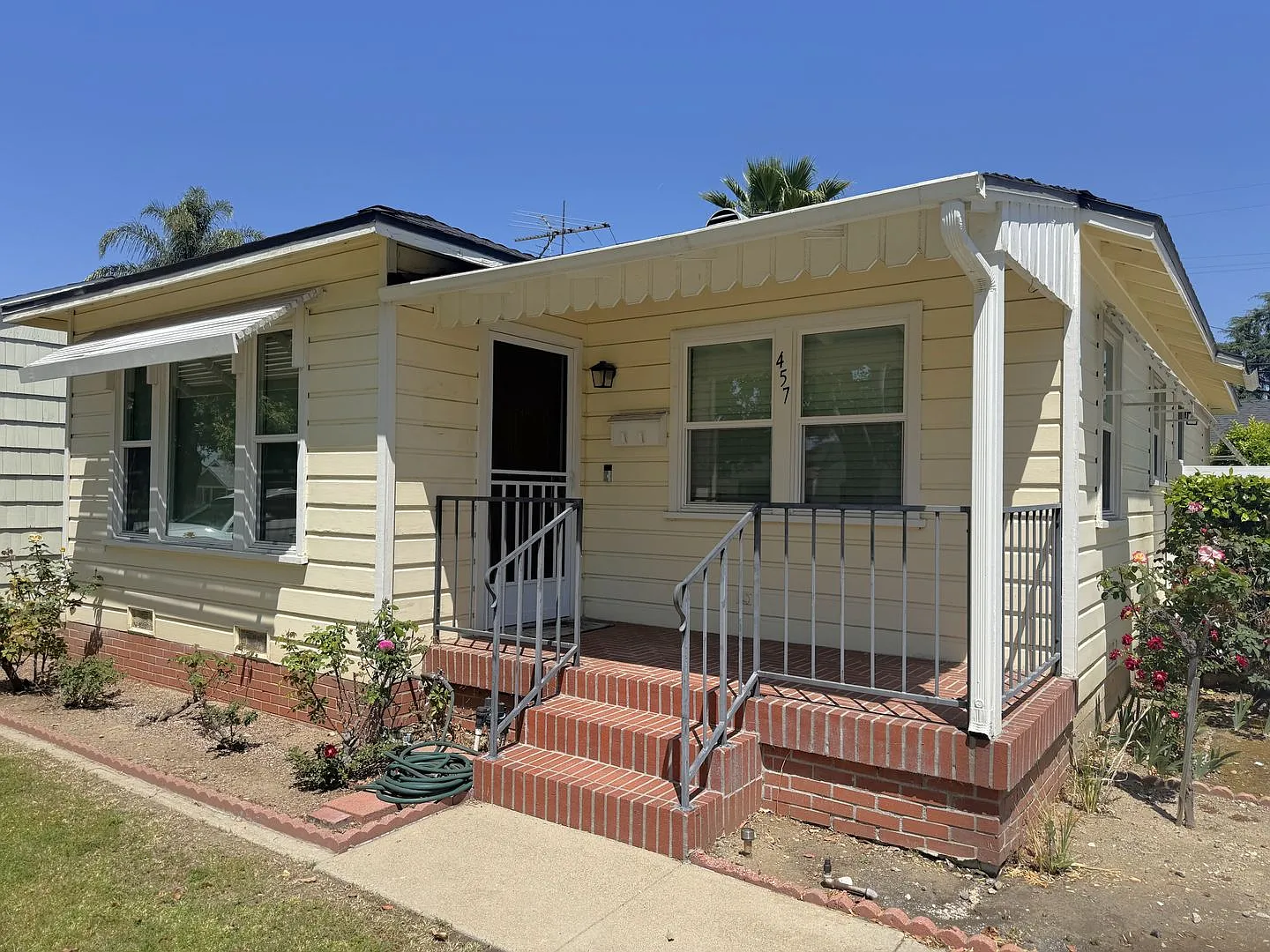 Italia St Covina, Ca (2 Bed / 1 Bath) — Photo 1