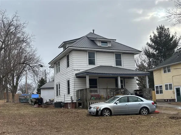 606 S Washington St, Lisbon, IA 52253