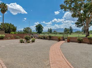 306 E Los Rincones, Green Valley, AZ 85614