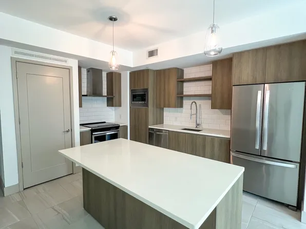 (undisclosed Address), Miami, FL 33131