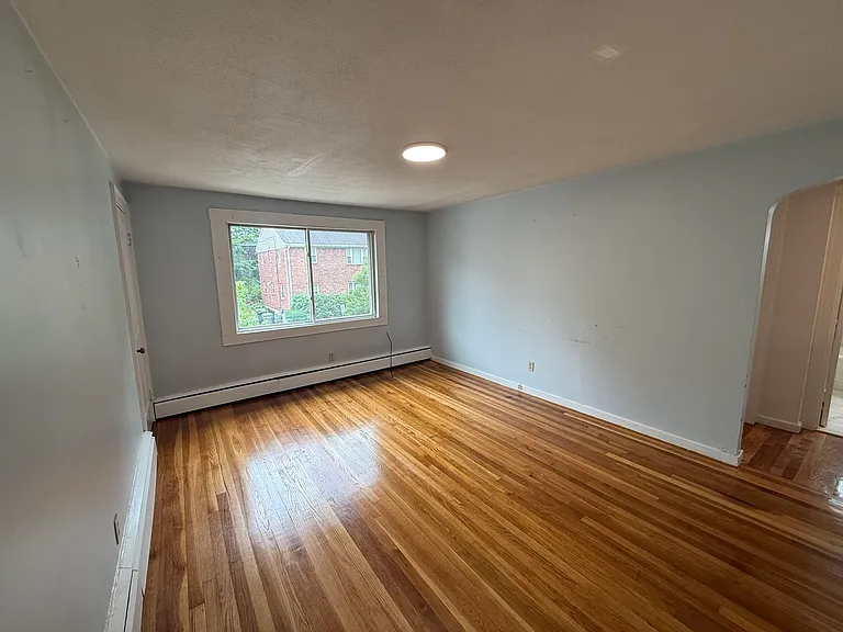 45 Aldrich Rd #B — Photo 7