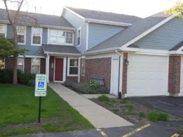 215 W Jennifer Ln Unit 2-1B, Palatine, IL 60067