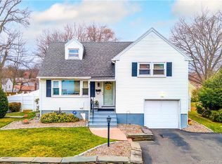 63 Bates St, Hartford, CT 06114