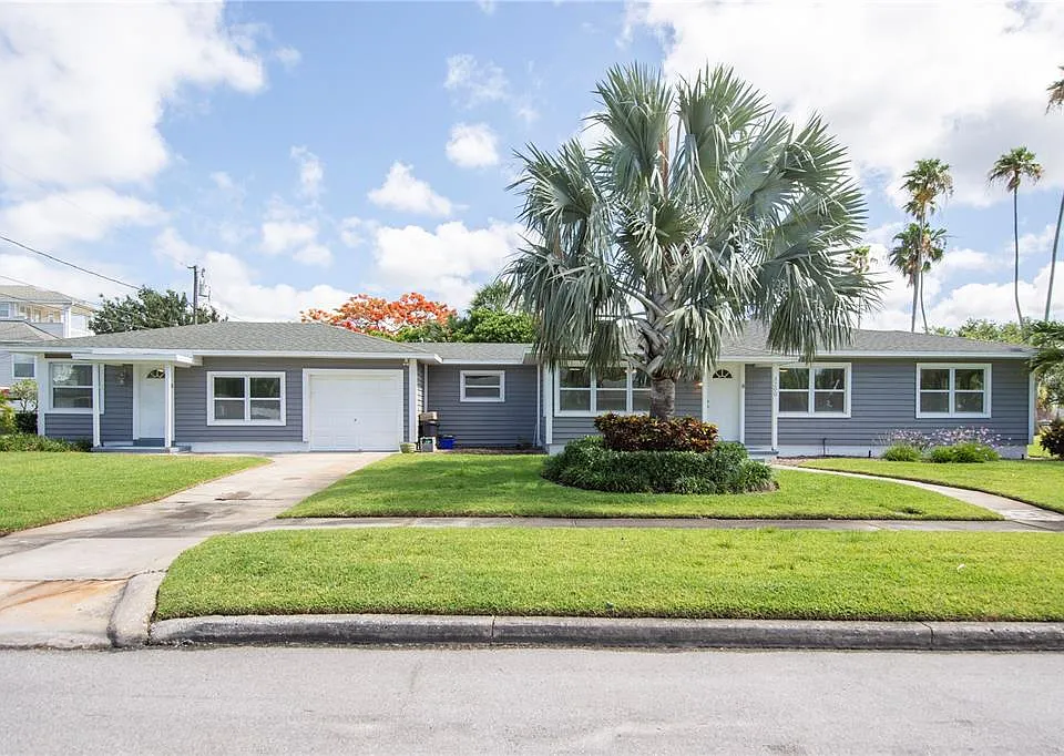 3200 W De Bazan Ave