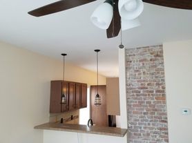 24 Hollis St, Providence, RI